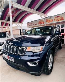 جیپ گراند شیرۆکی